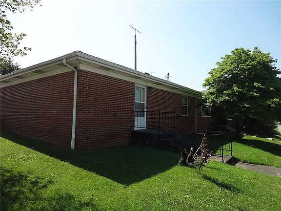 2nd image of 334 N Ireland St