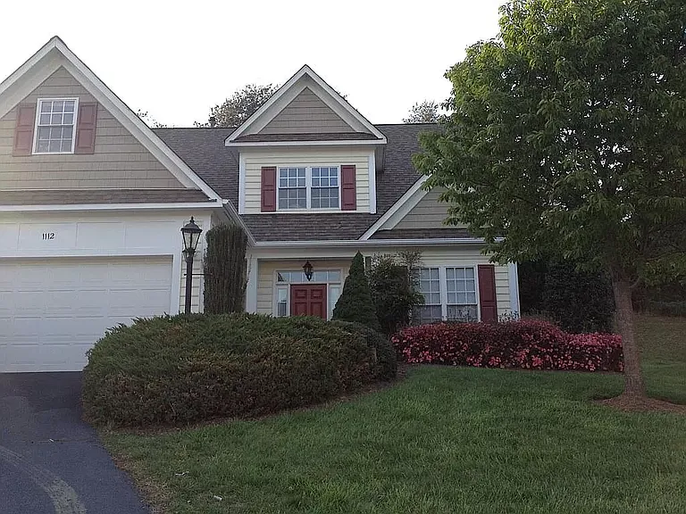 1112 Rustic Willow Ln — Photo 1