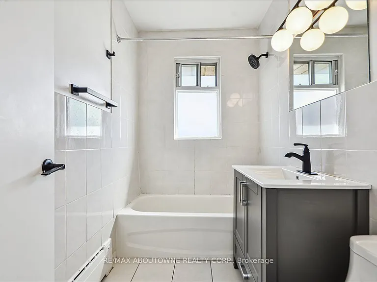 2 Wesley St #5 — Photo 34