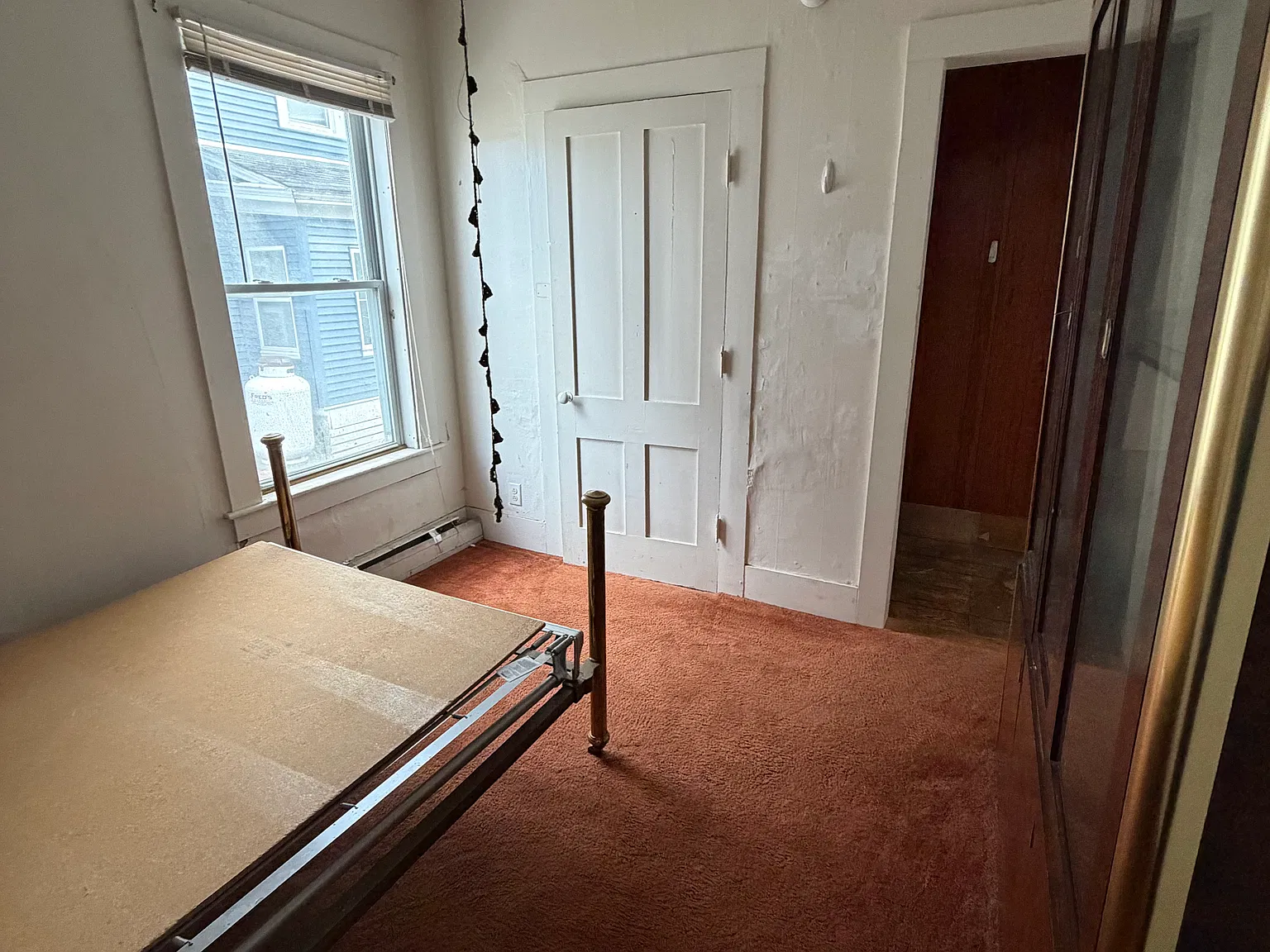 3 bed, $2,000 — Photo 4
