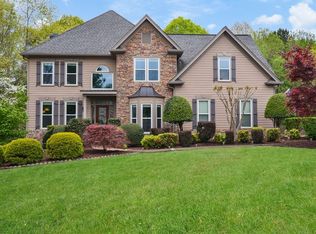 1815 Rising Mist Ln, Cumming, GA 30041