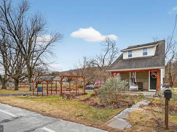 1268 Valley Rd, Coatesville, PA 19320
