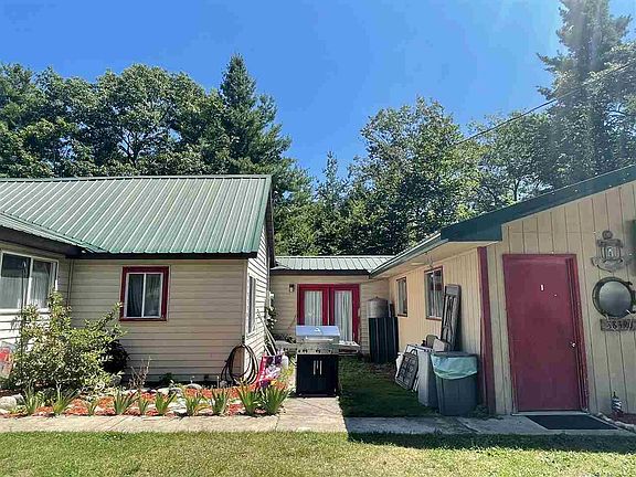 4th image of 38390 Freesoil Avenuelot N 1/2 Lot 5 & Sly 12 #3-4