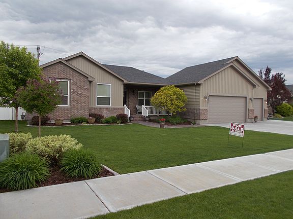 2nd image of 3837 Colts Glen Ln