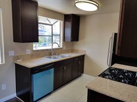 4326 Oregon St