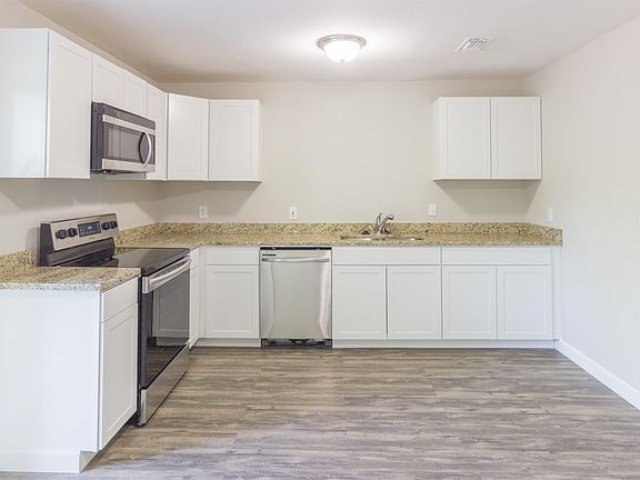 4th image of 327 Cable Dr