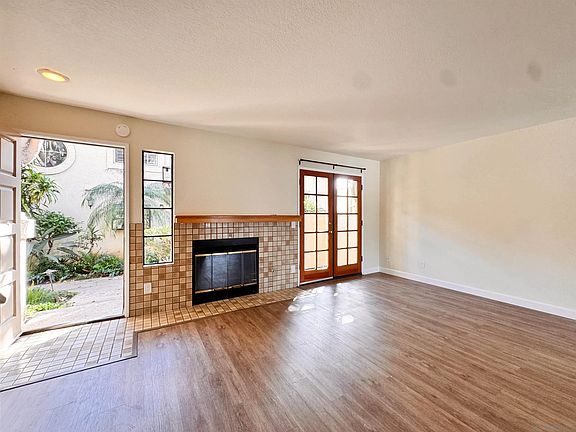 2nd image of 1730 Pacific Beach Dr APT 2