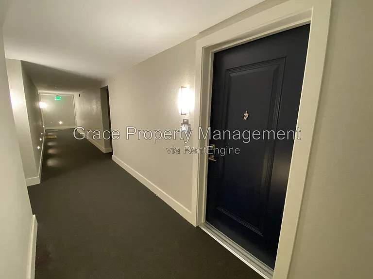 431 E Bayaud Ave #301 — Photo 2