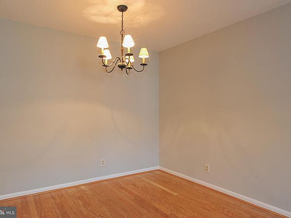 5th image of 7505 Ashby Ln Unit D