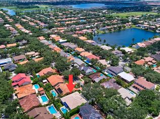 16907 NW 83rd Pl, Miami Lakes, FL 33016