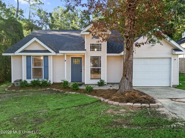 99114 Koloa St, Diamondhead, MS 39525