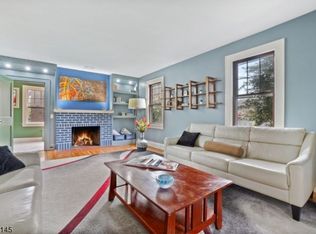 940 Ridgewood Rd, Millburn, NJ 07041