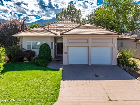 33 Ridge View Pl, Parachute, CO 81635