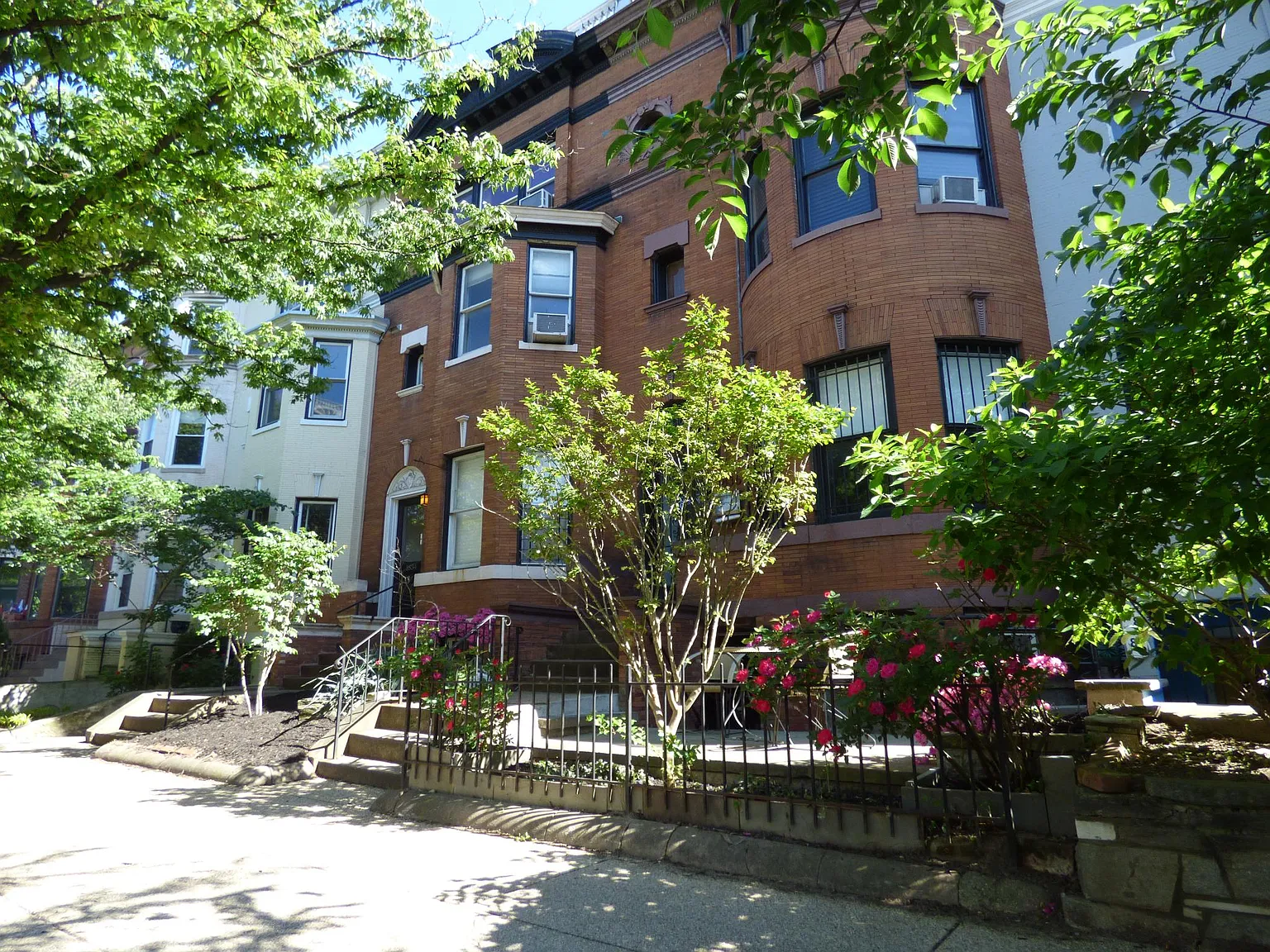 1 bed, $2,245 — Photo 2