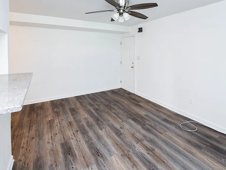 713 Brandywine St SE #B2 — Photo 34