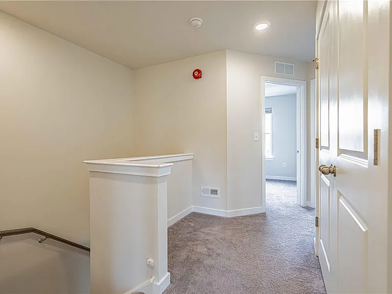 7640 Clayton Ave — Photo 12