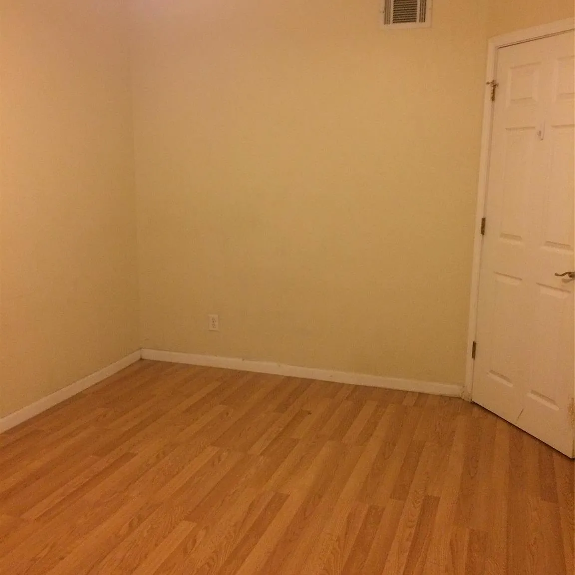 2 bed, 1.0 bath, 750 sqft, $1,400 — Photo 4