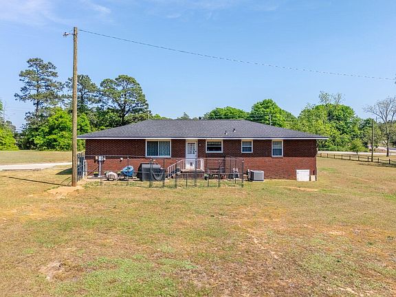 4th image of 4085 Peach Orchard Road