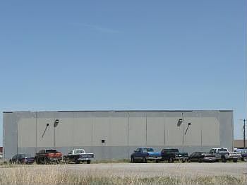 2nd image of 2499 Warren Ave