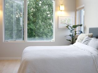 125 York St APT G, Portland, ME 04101
