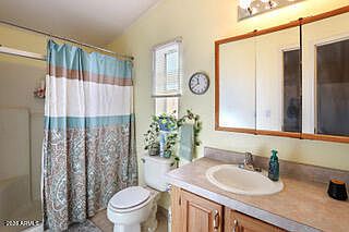 4th image of 450 W SUNWEST Drive #194