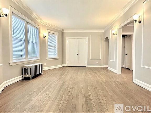 2nd image of 1352 W Carmen Ave APT 1S