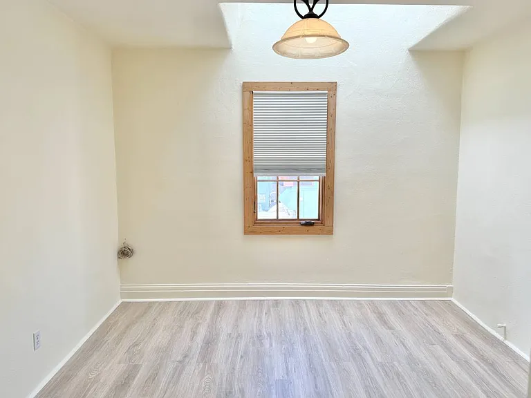 208 W San Francisco St — Photo 4