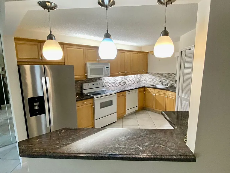 5900 Camino Del Sol #206 — Photo 9