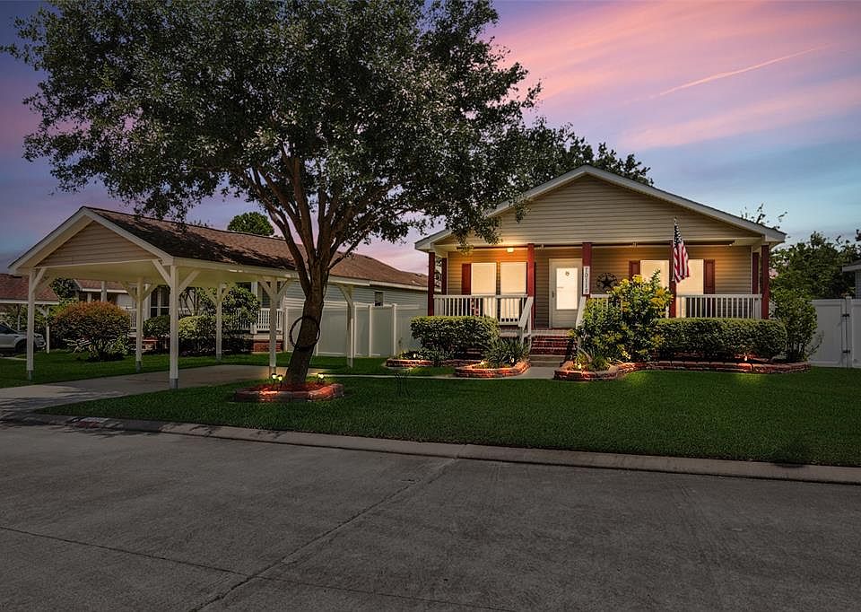 1st image of 10115 Summerberry Ln