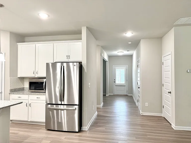 155 Brinson Cir — Photo 5