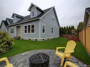 1008 35th St, Anacortes, WA 98221