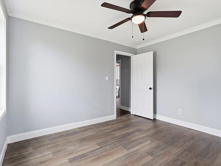 2812 Skelton St — Photo 16