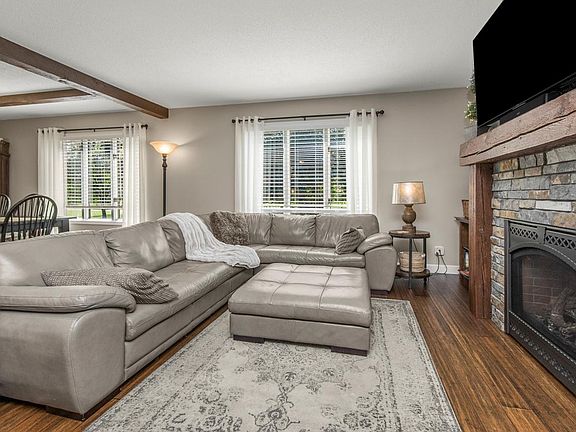 4th image of 3396 Elm Creek Dr