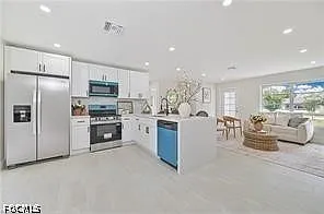 26 Maple Ave N — Photo 12