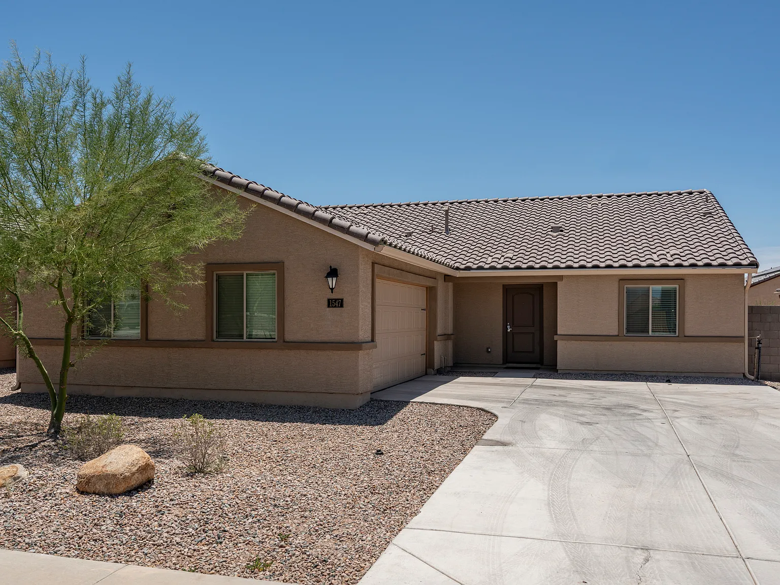 1547 East Inouye Drive - 1 — Photo 1