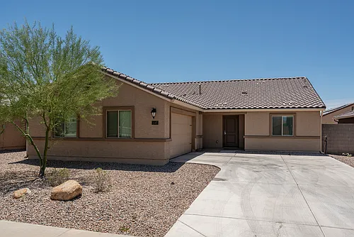 1547 E Inouye Dr Photo 1