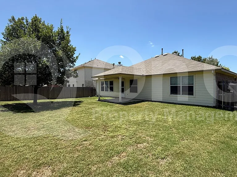 18805 Edinburgh Castle Rd — Photo 7