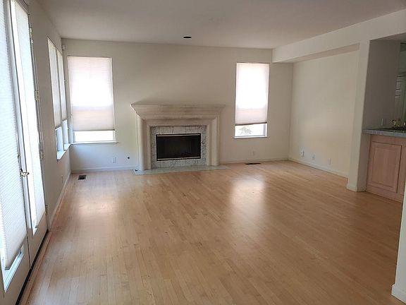 4th image of 6559 Stonehill Dr
