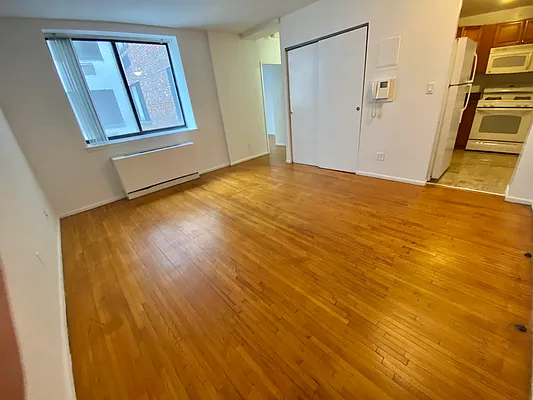 Rented by JM Preston Properties LLC | media 8