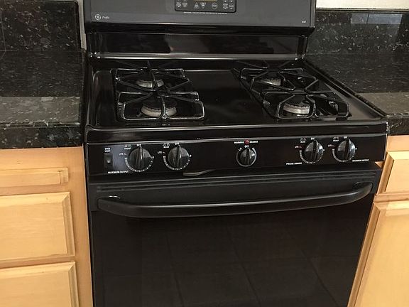 5th image of 200 Warm Springs Dr
