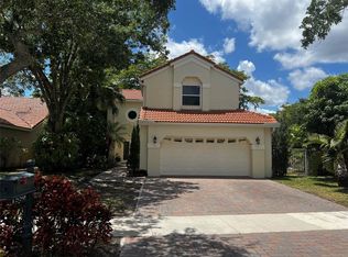 1550 Seabay Rd, Weston, FL 33326