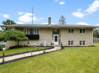 711 Iroquois Trl, Niles, MI 49120