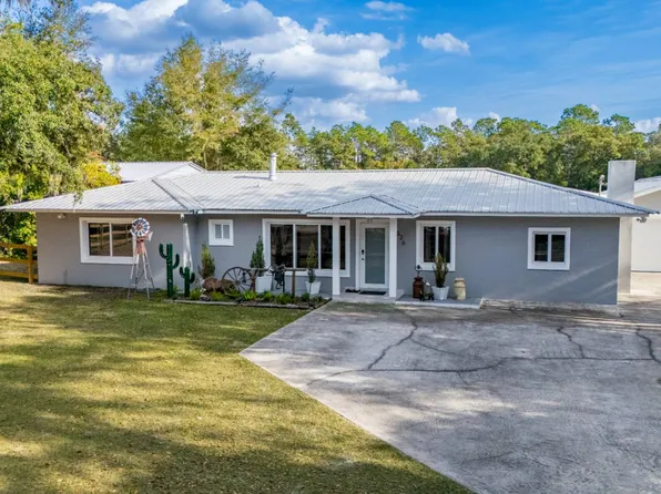 526 County Road 219, Melrose, FL 32666