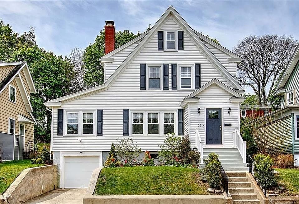 1st image of 35 Sheffield Ave