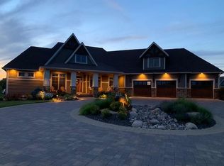 9831 Whistling Valley Rd, Lake Elmo, MN 55042