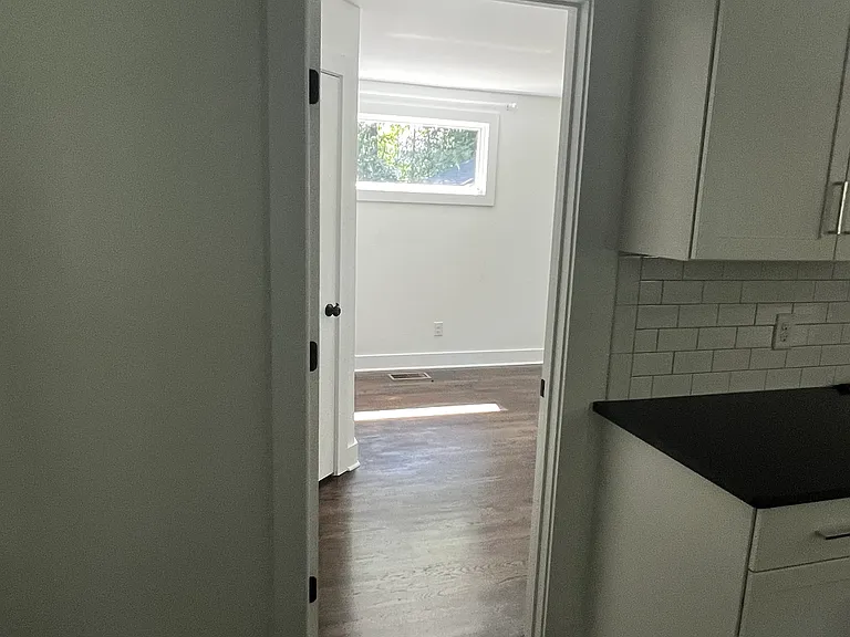 3422 Pleasant Valley Rd — Photo 14