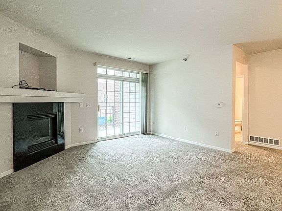 5th image of 3031 Grand Ave APT 102
