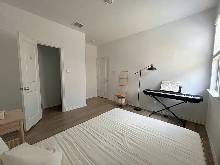 3500 Kingsview Dr — Photo 20