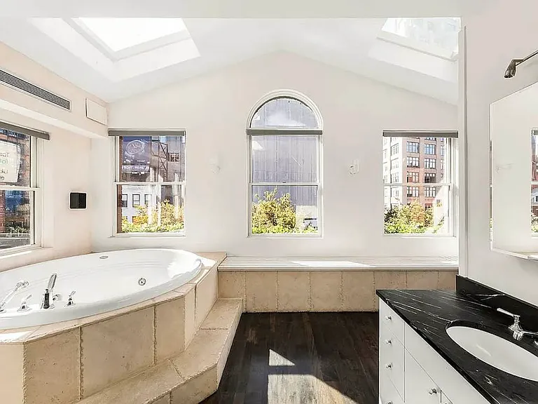 514 Broome St #THOUSE — Photo 12