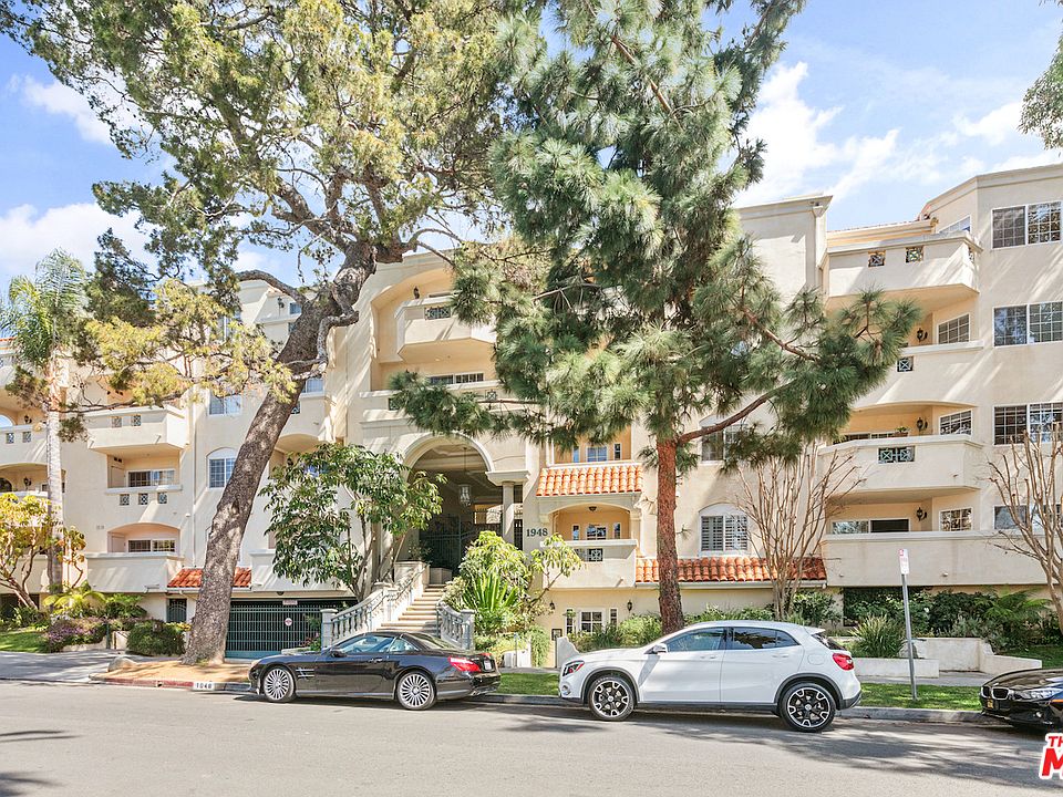 1st image of 1948 Malcolm Ave APT 101